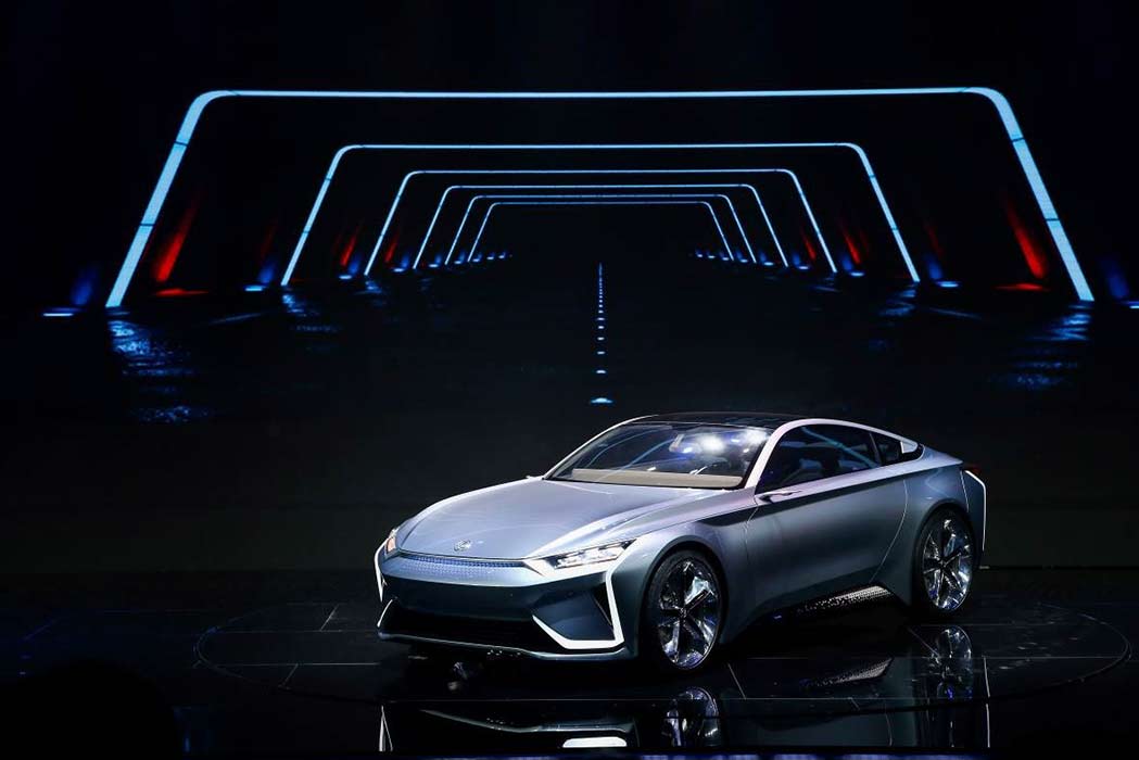 智能化、網(wǎng)聯(lián)化、電動化、輕量化、共享化